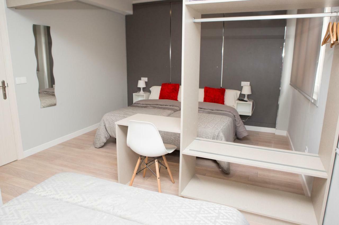 נויה Hostal Kukia מראה חיצוני תמונה